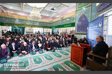 قرار خدمت؛ دیدار مردمی شهردار تهران در مسجد جامع مسعودیه 7