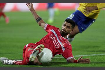 دیدار تیم های فوتبال پرسپولیس تهران و صنعت نفت آبادان 10