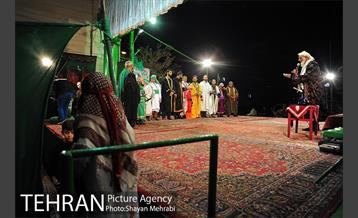 تعزیه خوانی در تکیه دو شهید دولت آباد 12