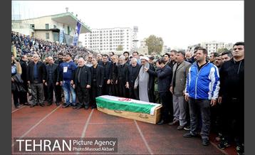 مراسم تشییع پیکر منصور پورحیدری 10