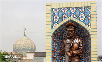 رونمایی از تندیس «خادم حرم» 2