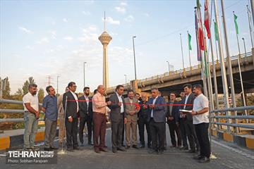 بهره‌برداری از دوربرگردان غیرهمسطح شمال به شمال بزرگراه چمران 17