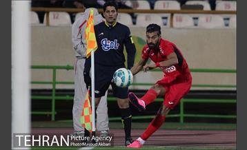 دیدار تیم های فوتبال پرسپولیس و گسترش فولاد