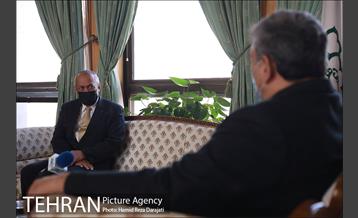 دیدار شهردار تهران با سفیر مالزی 7
