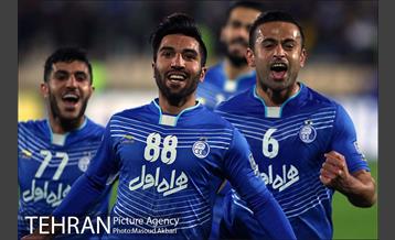 دیدار تیم های فوتبال استقلال و لوکوموتیو تاشکند