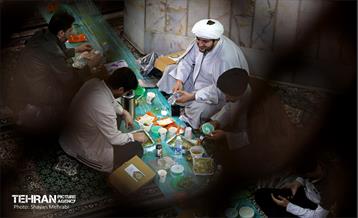 ضیافت افطاری در حرم عبدالعظیم حسنی(ع) 3