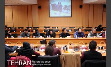 نشست صمیمانه رئیس مرکز ارتباطات شهرداری تهران با اصحاب رسانه 29