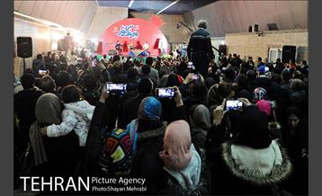 ویژه برنامه شب یلدا در مترو تجریش 18