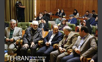 جلسه شورای شهر با حضور شهردار تهران 3