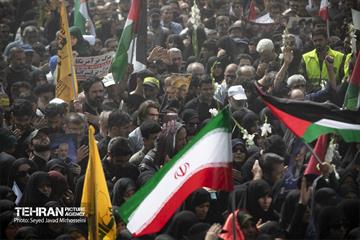 تشییع پیکر شهید اسماعیل هنیه در تهران - 3 23