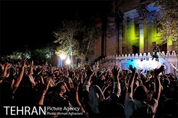 جشن بزرگ عیدفطر در میدان مشق 22