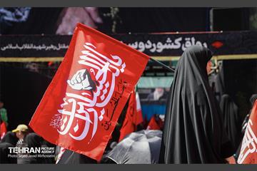 عزاداری روز عاشورا به نیابت از رهبر شهید انقلاب 25
