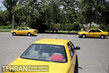 آغاز واکسیناسیون رانندگان تاکسی تهران 11