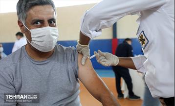 تزریق واکسن کرونا در سازمان پسماند 22