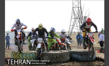 مسابقات موتور اندرو قهرمانی کشور‎ 22