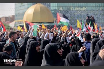 مراسم تشییع پیکر شهید سردار عباس نیلفروشان - ۱ 21
