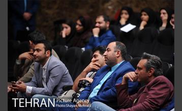 نشست نقد و بررسی فیلم ابدو یک روز 22