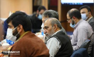 نشست هم اندیشی شهردار تهران با نخبگان منطقه 22