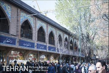 خیابان پانزده خرداد در روزه های پایانی سال‎ 7