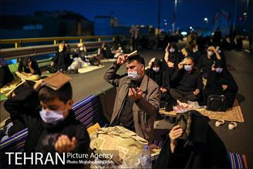 احیای شب بیست و سوم ماه رمضان در حسینیه همدانی‌ها 24