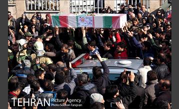 تشییع شهدای آتش نشان با حضور مردم - 3 21