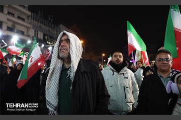 اجتماع مردم تهران در قدردانی از همراهی حزب الله لبنان 3