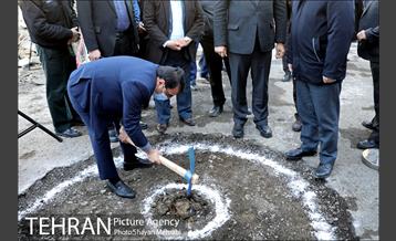بازدید شهردار تهران از پروژه هاى منطقه ١٧