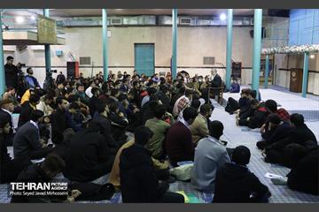 نشست صمیمانه شهردار تهران با دانش آموزان بسیجی سراسر کشور 16