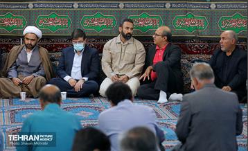 آئین تجلیل از دست اندر کاران طرح تغییر کاربری خیابان های منطقه 18