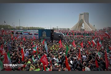 تشییع پیکر آقای شهید ایران - 4 33