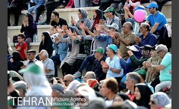 ششمین همایش پیاده روی خانوادگی بازنشستگان شهرداری تهران با حضور شهردار تهران 55
