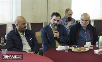 نخستین نشست قلم‌های آسمانی 17