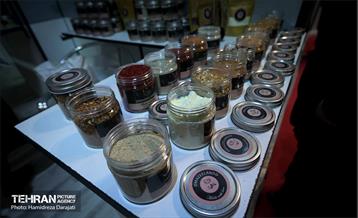 هجدهمین نمایشگاه زنان و تولید‌ملی 1