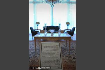 گشتی در کاخ نیاوران  13