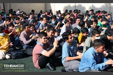 آیین نواختن زنگ بازگشایی مدرسه علامه حلی 16