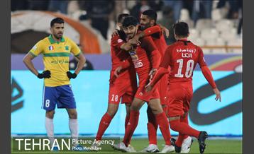 دیدار تیم های پرسپولیس  و صنعت نفت آبادان 7