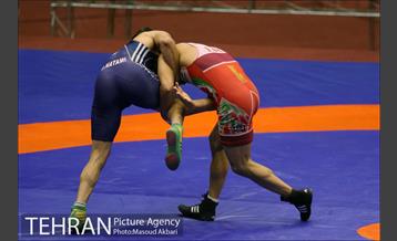 روز نخست رقابت‌های انتخابی تیم ملی کشتی