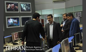 سرپرست شهرداری تهران و رئیس مرکز ارتباطات و امور بین الملل شهرداری تهران در بازدید از فعالیت‌های شبانه شهرداری و زندگی شبانه مردم تهران 1