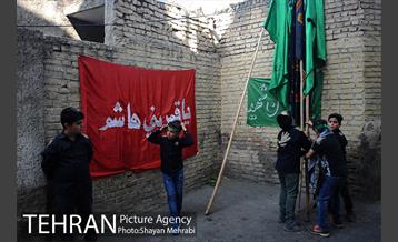 حرکت نمادین کاروان اُسرای کربلا در ده ونک 32