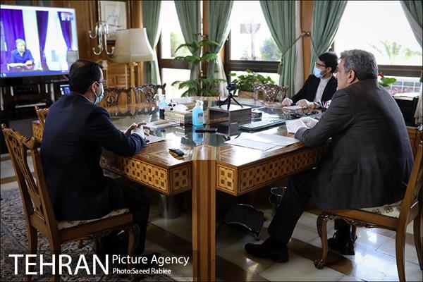 گفتگوی اینترنتی شهردار تهران و بوداپست 6