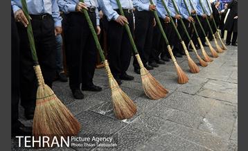 مراسم تعویض پرچم گنبد حرم حضرت عبدالعظیم (ع) 4