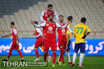 دیدار تیم های فوتبال پرسپولیس و صنعت نفت 19