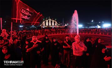 آئین بدرقه زائران اربعین در میدان آزادی 5