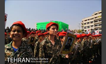 تظاهرات بعد از نماز جمعه تهران برای میانمار 12