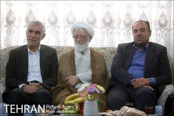 دیدار شهردار از خانواده شهید طباطبایی نیا 8