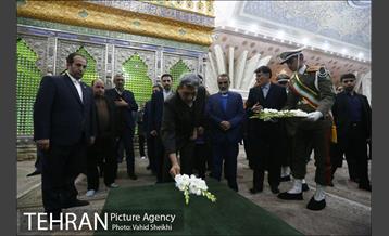 آیین تجدید میثاق مدیران شهری با آرمان های امام راحل (ره) 16