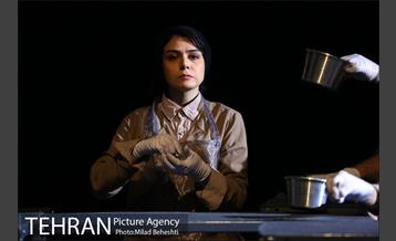 نمایش خانه ابری‎ 7