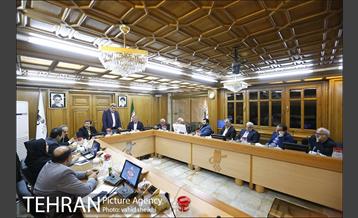 نشست شهردار تهران با معاون عمران و توسعه امور شهری 11