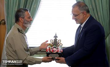 دیدار فرمانده کل ارتش با شهردار تهران 2