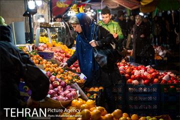 تهران یک شب مانده به یلدا 32